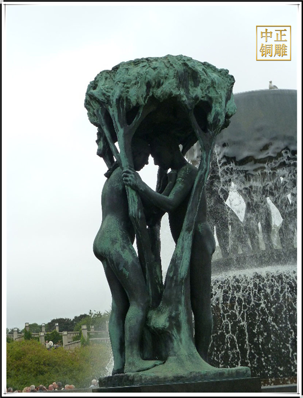 青銅人物雕塑.jpg 青銅人物雕塑.jpg