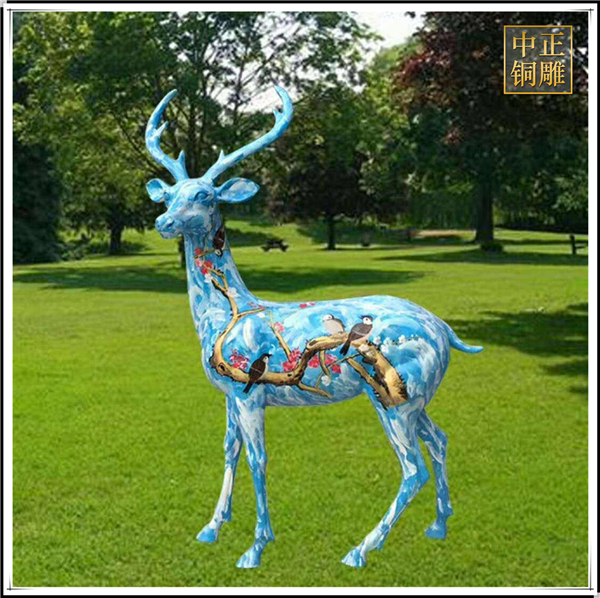 彩繪銅鹿雕塑.jpg 彩繪銅鹿雕塑.jpg