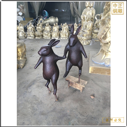 鑄銅關公 園林小兔子景觀雕塑