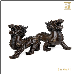 鑄銅關(guān)公 辦公室桌貔貅擺件價格