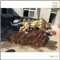 鑄銅關(guān)公 園林金錢豹銅雕塑