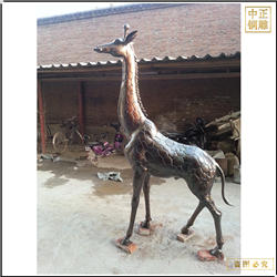 鑄銅關(guān)公 小型長頸鹿雕塑