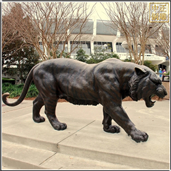 廣場老虎銅雕塑 廣場老虎銅雕塑